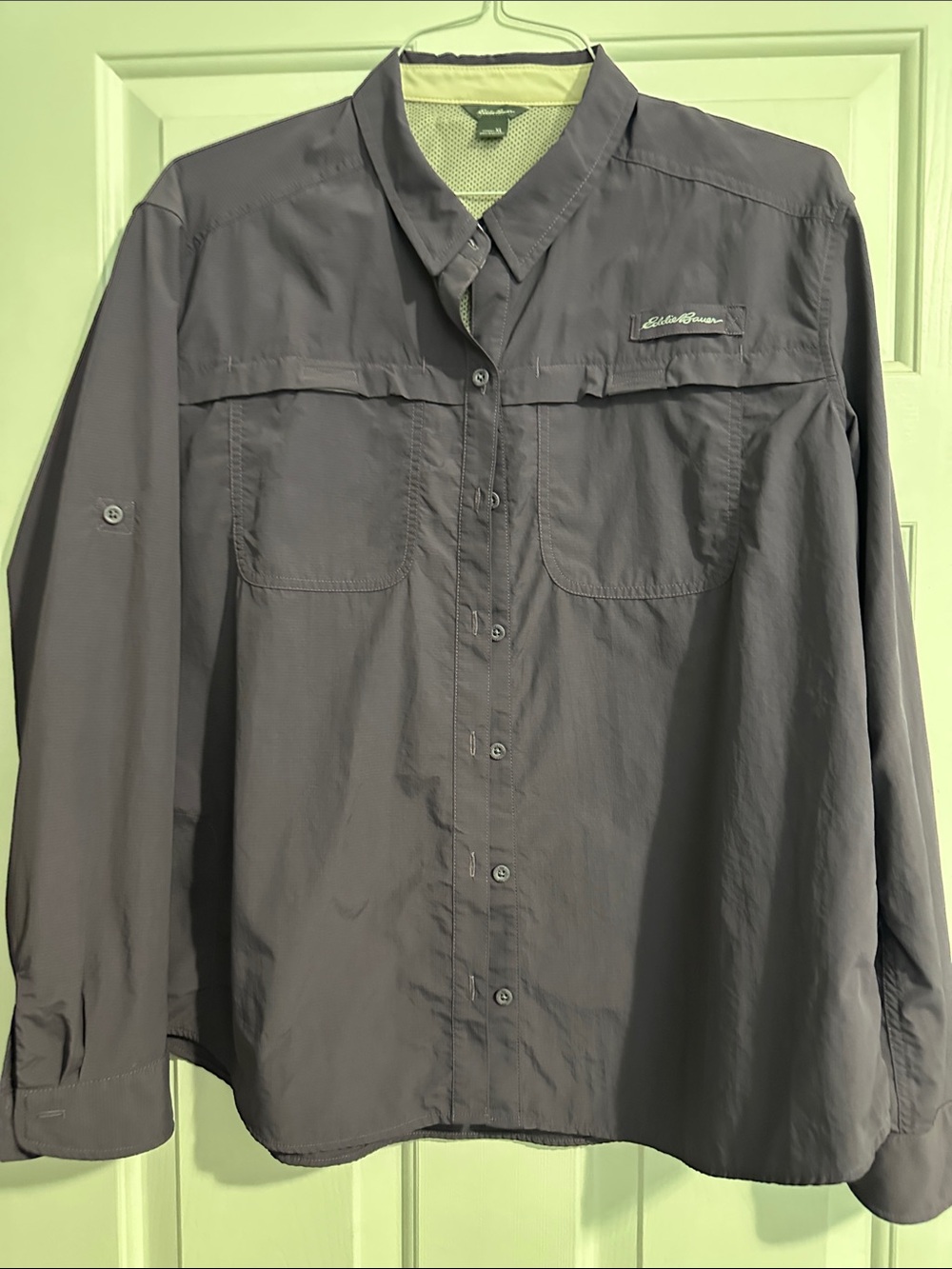 NWOT Eddie Bauer Nylon Button Down Shirt size XL. Plum/purple color